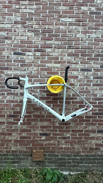 Used Trek Domane 6.9 Compact 2014 Frameset 2014 Road & Gravel, White — image 10 of 18