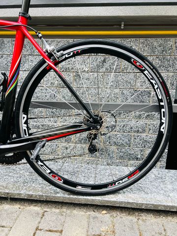 Specialized Tarmac Shimano Ultegra 2017 Road & Gravel d'occasion — image 14 sur 16