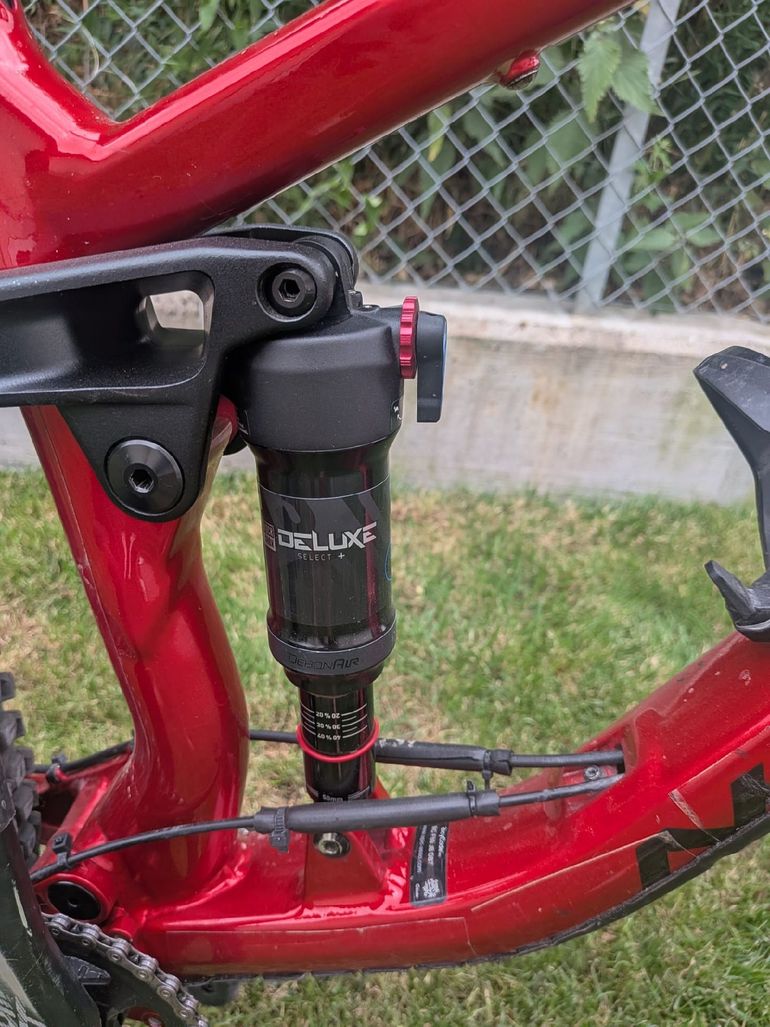 Used Norco Fluid FS A4 2023 2023 Mountainbike, Red, 29 — image 7 of 9