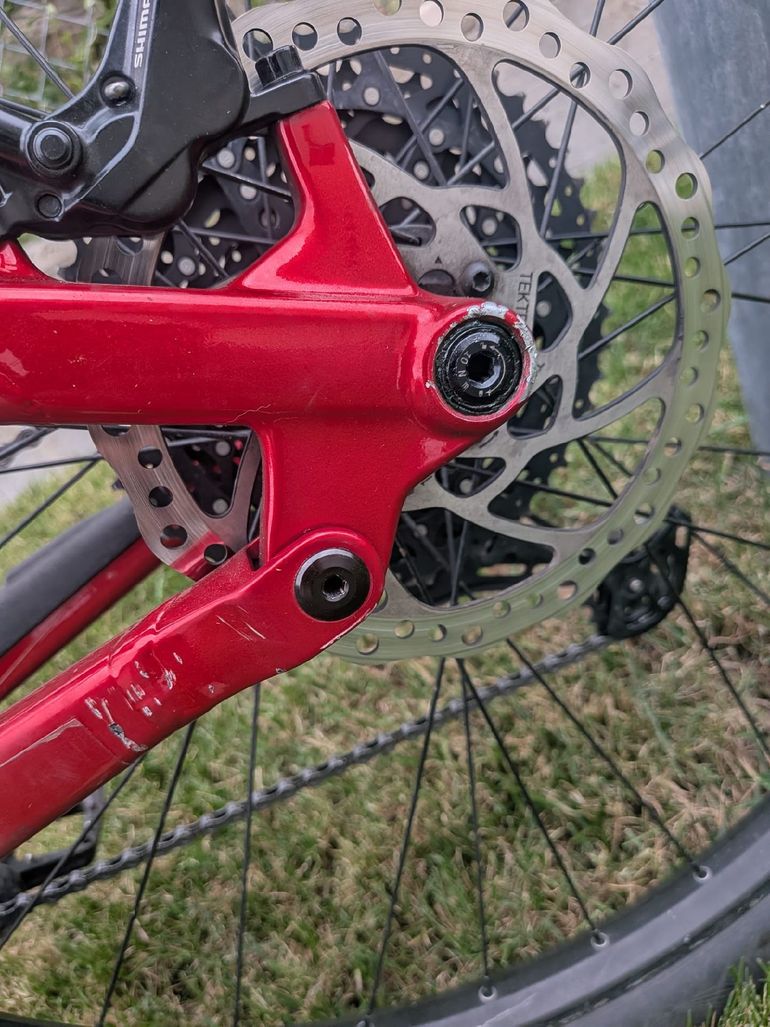 Used Norco Fluid FS A4 2023 2023 Mountainbike, Red, 29 — image 4 of 9