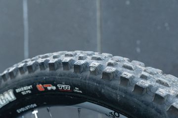 Pivot SHUTTLE LT Shimano XTR 2023 Mountainbike usato, Blu — immagine 14 di 15