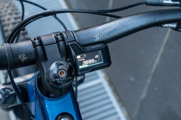 Pivot SHUTTLE LT Shimano XTR 2023 Mountainbike usato, Blu — immagine 9 di 15