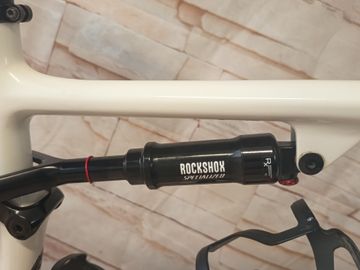 Used Specialized Epic Pro 2022 2022 Mountainbike, White, 29 — image 4 of 10