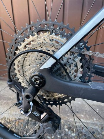 Tweedehands Canyon Exceed CF SLX 8 2022 2022 Mountainbike — afbeelding 9 van 13