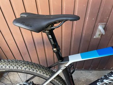 Tweedehands Canyon Exceed CF SLX 8 2022 2022 Mountainbike — afbeelding 3 van 13