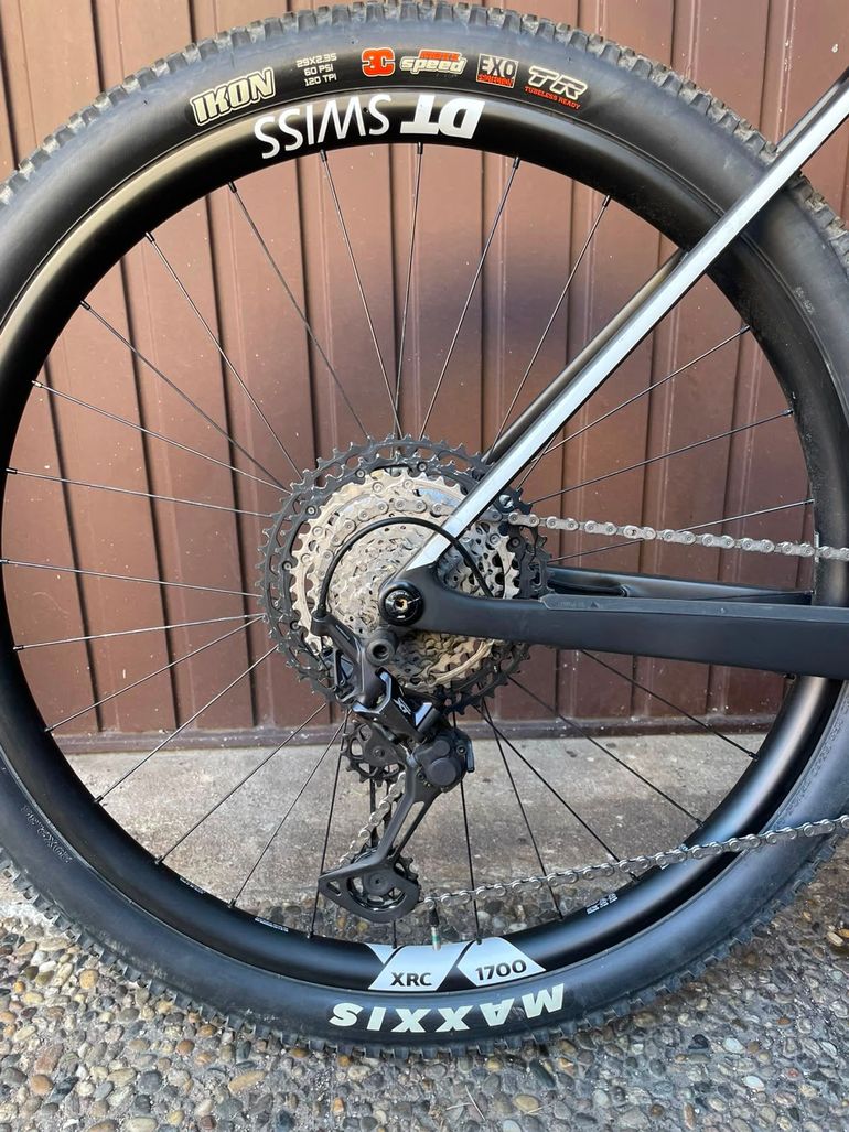 Tweedehands Canyon Exceed CF SLX 8 2022 2022 Mountainbike — afbeelding 10 van 13