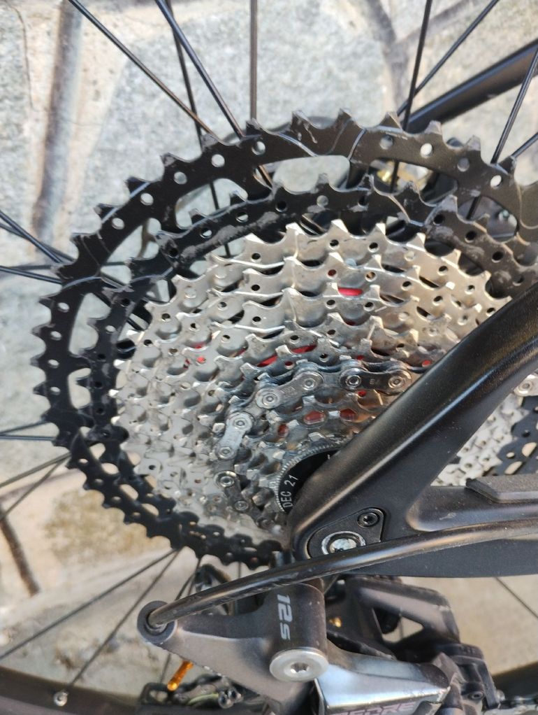 Brugt BMC Twostroke Shimano Deore 2024 Mountainbike — billede 13 af 17