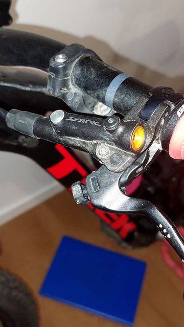 Tweedehands Trek Slash 7 2022 2022 Mountainbike — afbeelding 3 van 4