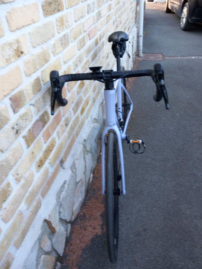 CUBE ATTAIN, RACE 2026 2026 Road & Gravel usato, Bianco — immagine 3 di 4