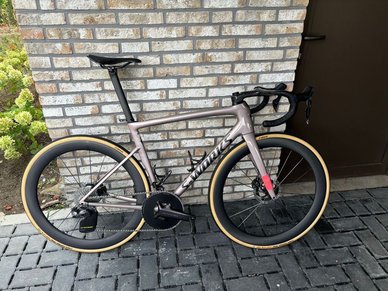 Used Specialized Tarmac Shimano Ultegra Di2 2025 Road & Gravel
