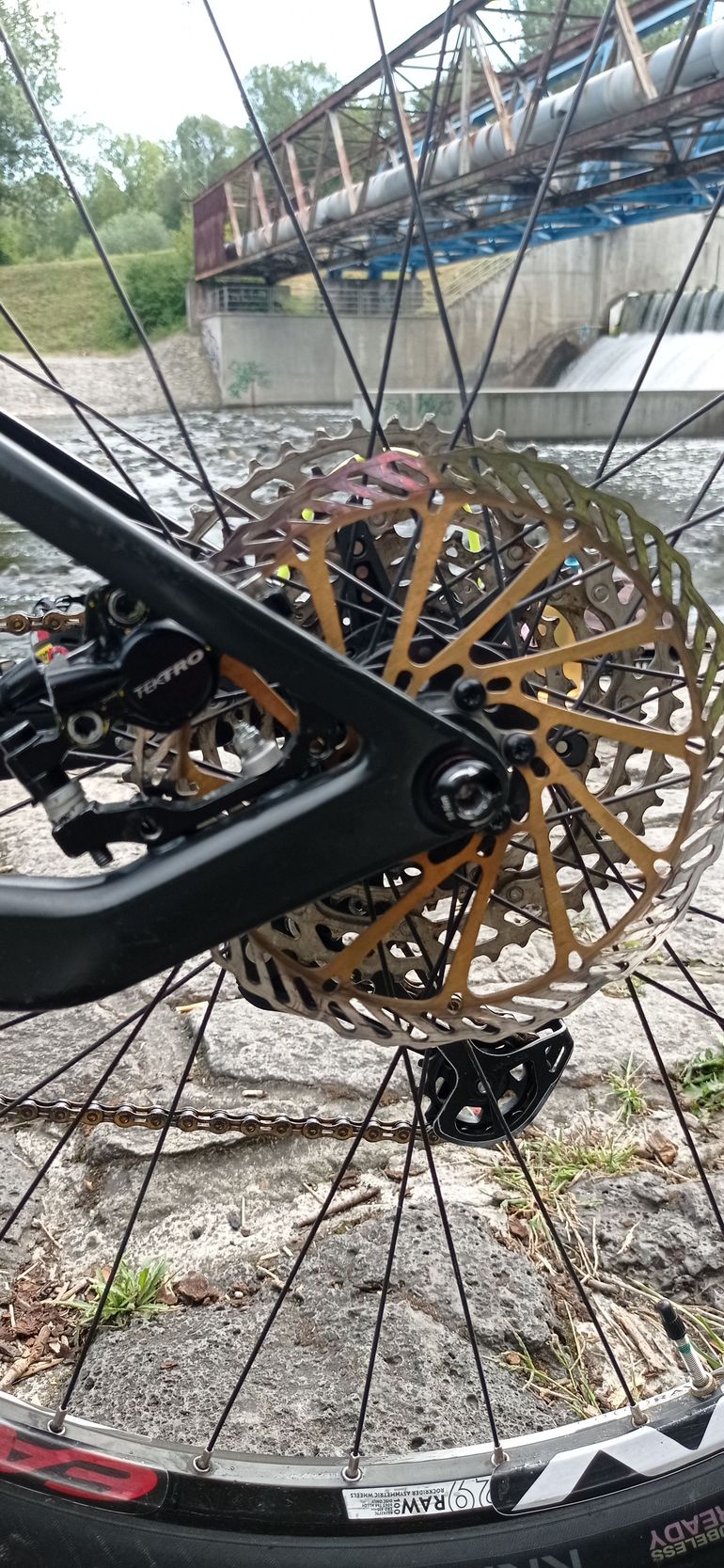 Canyon LUX Shimano Dura Ace Di2 2021 Mountainbike de segunda mano, Negro — imagen 8 de 36