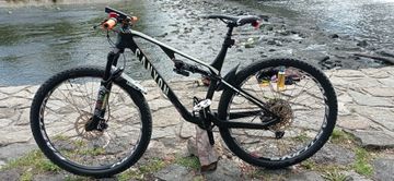 Canyon LUX Shimano Dura Ace Di2 2021 Mountainbike de segunda mano, Negro — imagen 1 de 36