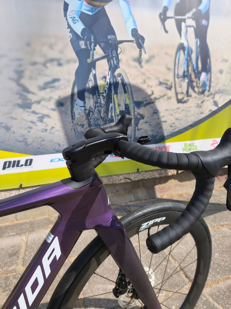 Used Merida REACTO 5000 2027 2027 Road & Gravel, Purple — image 5 of 6