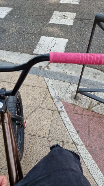 Used Bmx Custom 2022 Urban, Orange — image 6 of 8