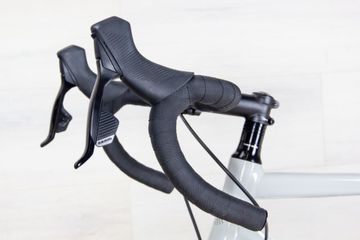 Used Cannondale Caad SRAM Rival eTap AXS 2025 Road & Gravel, White — image 9 of 10