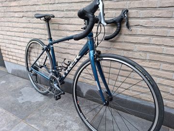Gebrauchtes Trek Domane AL 2 2021 2021 Road & Gravel, Blau — Bild 3 von 13
