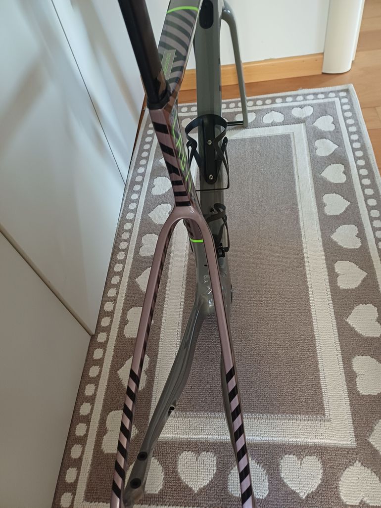 Used cannondale super six lab 71 LAB 71 Frameset 2025 Road & Gravel, Light Gray — image 4 of 8