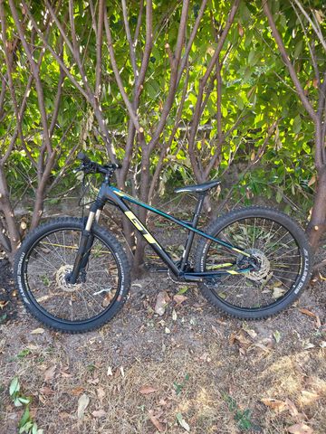 Used GT Avalanche Expert Hardtail Mountainbike – Rahmengröße S – 27, 5 Zoll – Top Zustand 2020 Mountainbike, Black — image 2 of 10