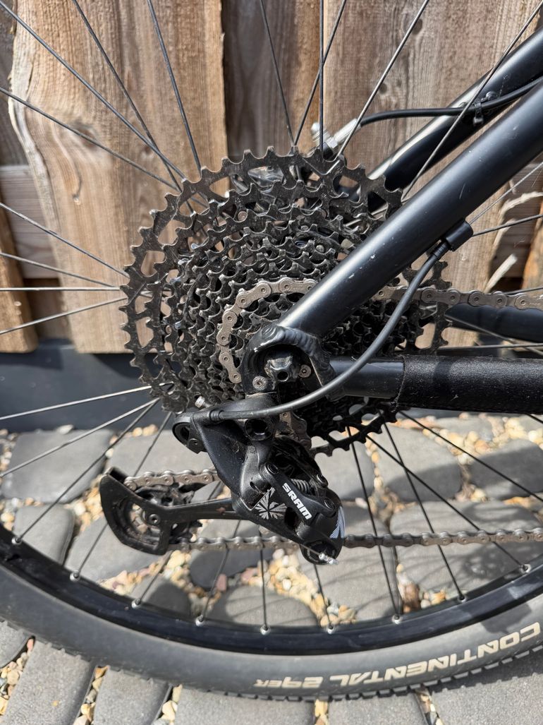 Gebrauchtes Niner E.M.D 9 2017 Mountainbike, Schwarz — Bild 7 von 10