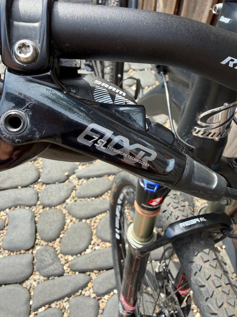 Gebrauchtes Niner E.M.D 9 2017 Mountainbike, Schwarz — Bild 4 von 10
