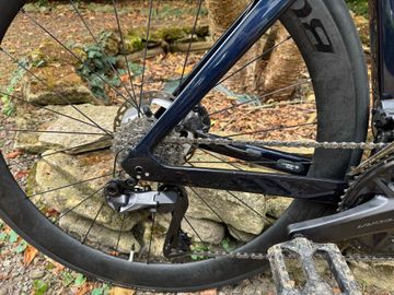 Gebrauchtes Trek Madone SL 7 2023 2023 Road & Gravel, Blau — Bild 6 von 16