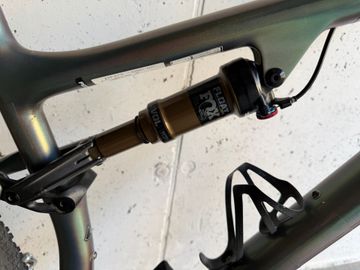 Specialized Epic Frameset 2023 Mountainbike de segunda mano, Gris claro — imagen 7 de 9