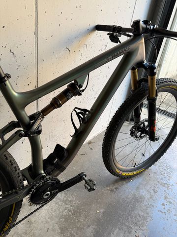 Specialized Epic Frameset 2023 Mountainbike de segunda mano, Gris claro — imagen 3 de 9