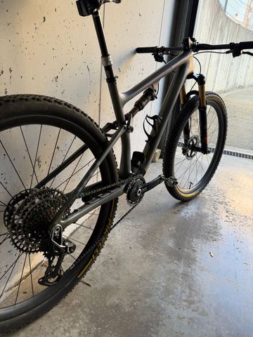 Specialized Epic Frameset 2023 Mountainbike de segunda mano, Gris claro — imagen 8 de 9