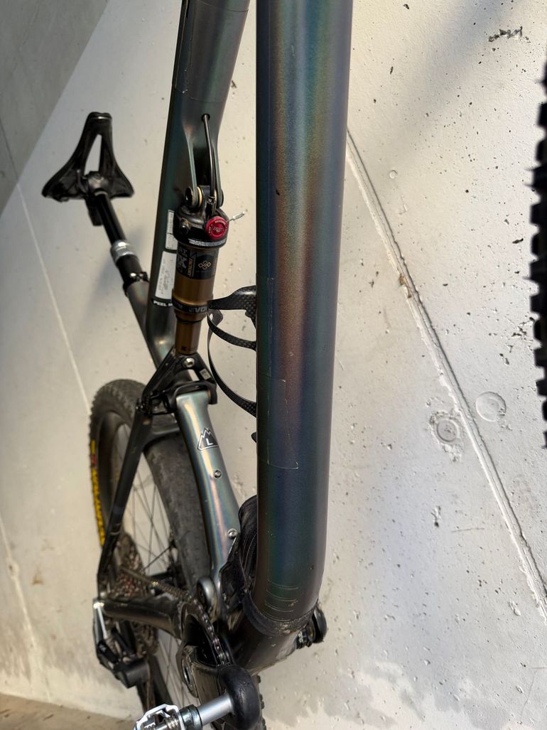 Specialized Epic Frameset 2023 Mountainbike de segunda mano, Gris claro — imagen 4 de 9