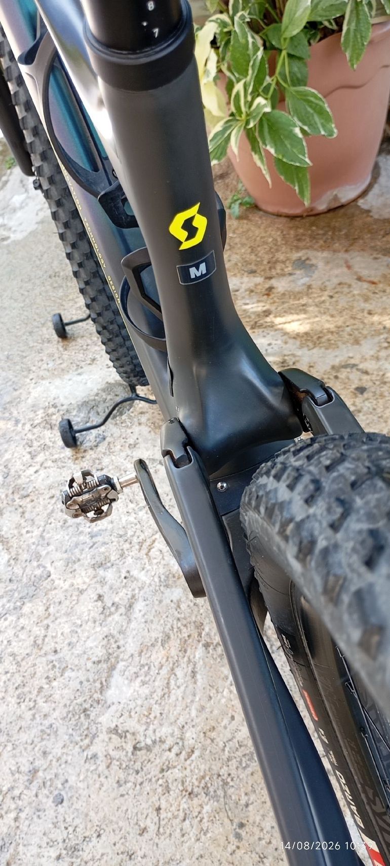 Used Scott Spark SRAM GX DH 2024 Mountainbike, Green — image 9 of 10