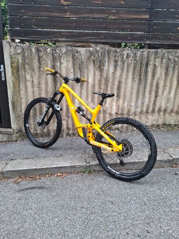 Gebrauchtes YT Industries Capra UNCAGED 12 29 2023 2023 Mountainbike, Orange — Bild 5 von 6