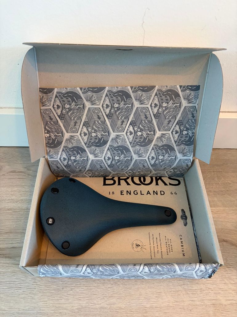 Gebrauchtes Watt Brooklyn E-bike 2024 Urban, Hellgrau — Bild 9 von 10