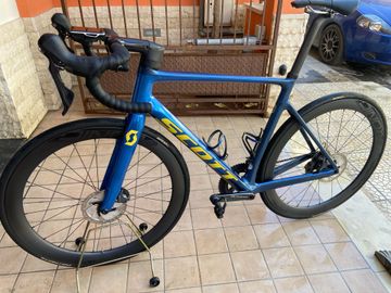 Gebrauchtes Scott addict Custom Shimano Ultegra 2022 Road & Gravel, Violett — Bild 5 von 6