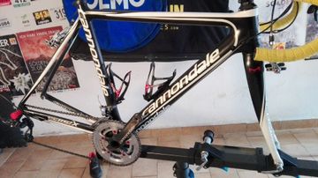 Used Cannondale SRAM Red 2013 Road & Gravel, Black — image 1 of 3