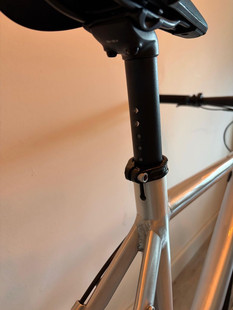 Gebrauchtes Watt Brooklyn E-bike 2024 Urban, Hellgrau — Bild 4 von 9