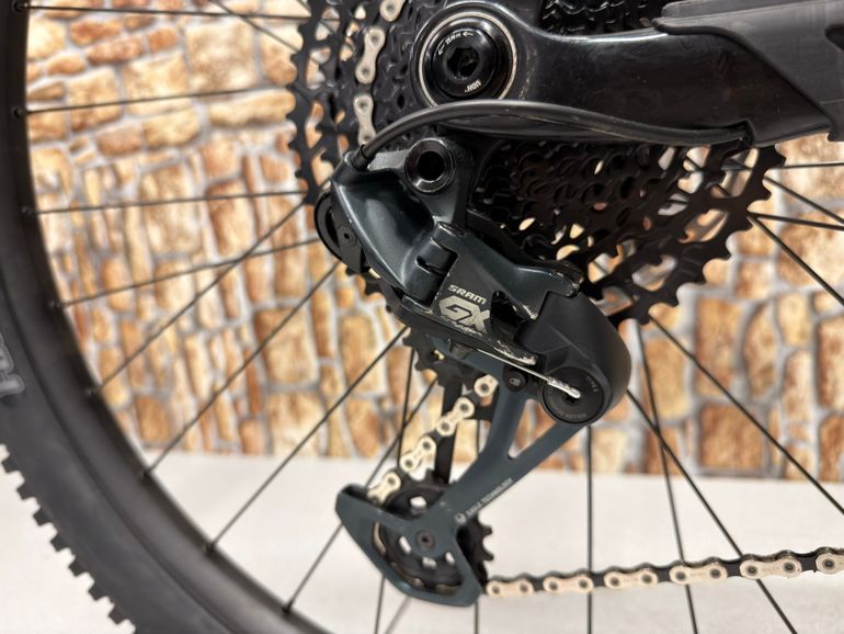Gebrauchtes Trek Fuel Ex-E 2023 2023 Mountainbike, Schwarz — Bild 4 von 10