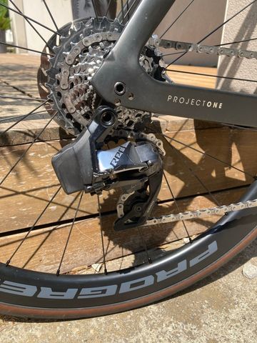 Brugt Trek Madone SRAM Red eTap AXS 2022 Road & Gravel — billede 3 af 8