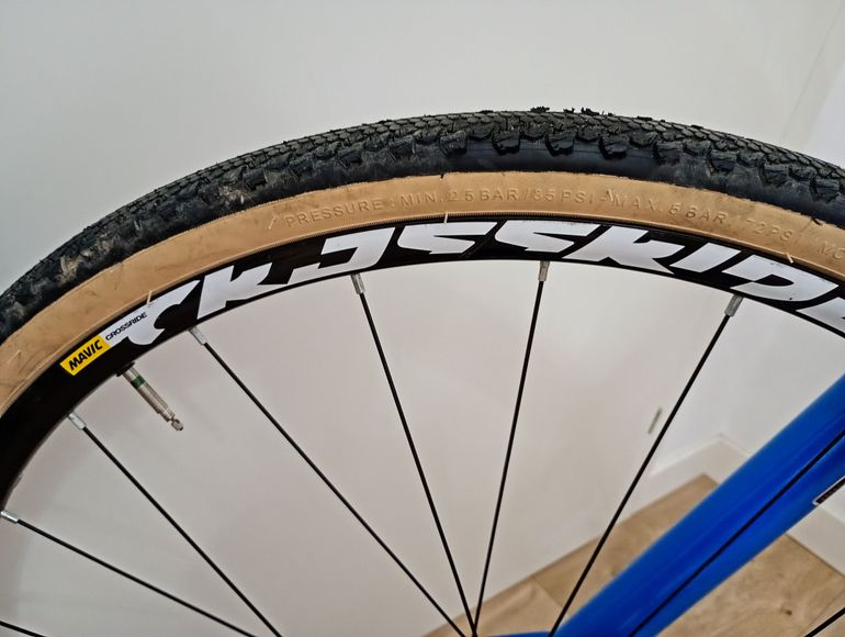 CUBE Aim Shimano Deore XT 2025 Urban usato, Grigio chiaro — immagine 11 di 11
