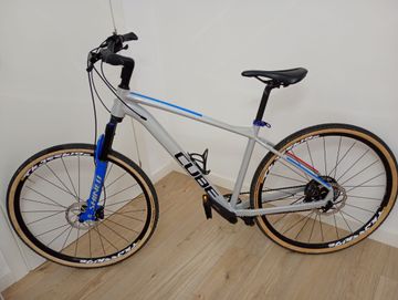 CUBE Aim Shimano Deore XT 2025 Urban usato, Grigio chiaro — immagine 2 di 11