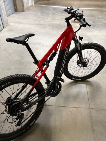 Gebrauchtes duotts E29 2026 Mountainbike, Rot — Bild 1 von 6