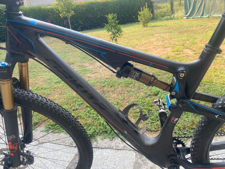 Nakita Custom Frameset 2018 Mountainbike d'occasion — image 2 sur 11