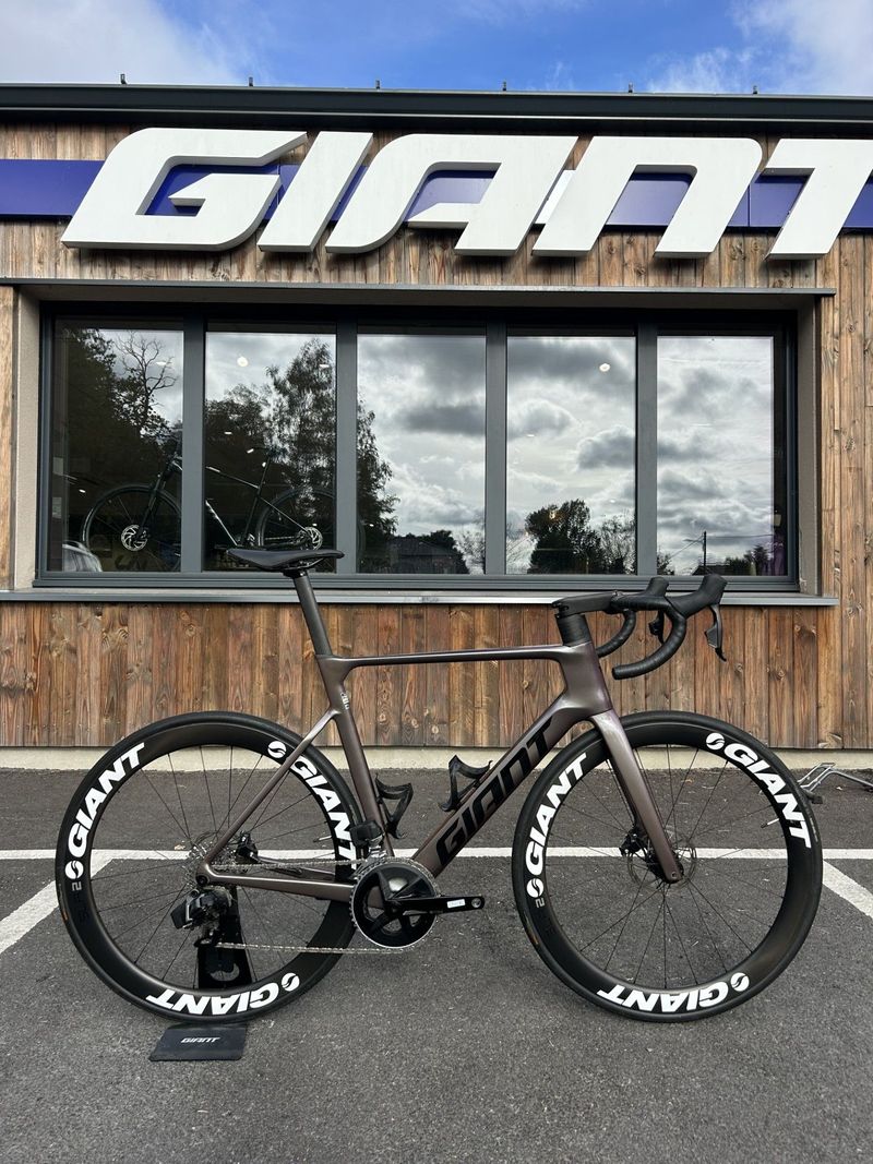 Used Giant Propel Advanced 1 2023 2023 Road & Gravel