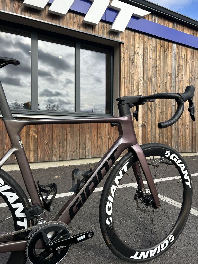 Gebrauchtes Giant Propel Advanced 1 2023 2023 Road & Gravel, Schwarz — Bild 5 von 5