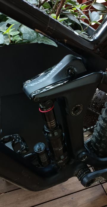 Použité Canyon Strive CF 7 2021 2021 Mountainbike — obrázek 7 z 8