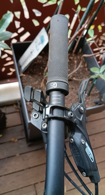 Použité Canyon Strive CF 7 2021 2021 Mountainbike — obrázek 6 z 8