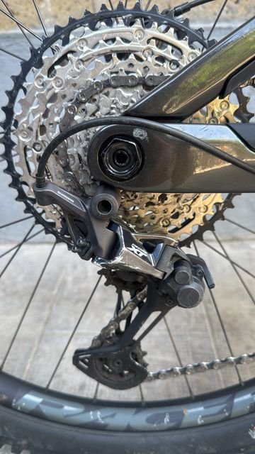 BH LYNX SLS 8.5 2025 2025 Mountainbike usato, Nero — immagine 4 di 7
