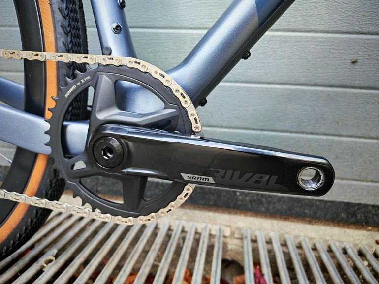Tweedehands Giant Revolt, Advanced 0 2022 2022 Road & Gravel — afbeelding 2 van 9