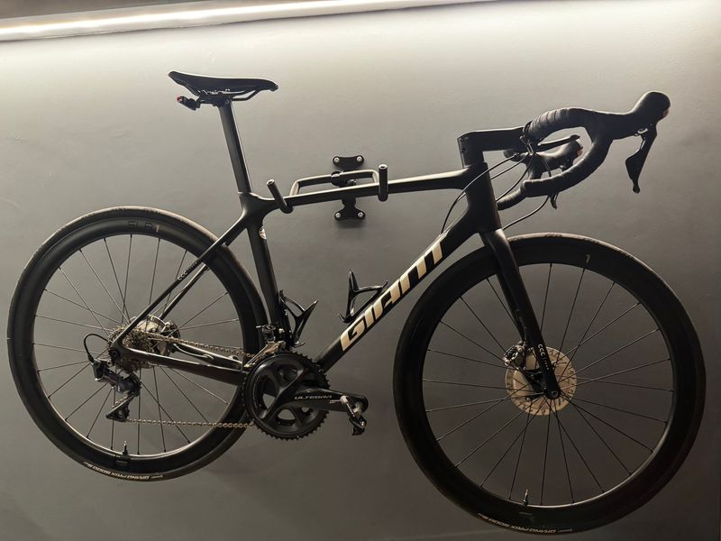 Giant TCR Advanced Pro Team Disc 2021 2021 Road & Gravel de segunda mano