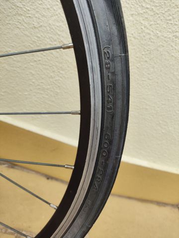 Used DECATHLON Decatlhon 2010 Youth, White — image 4 of 5