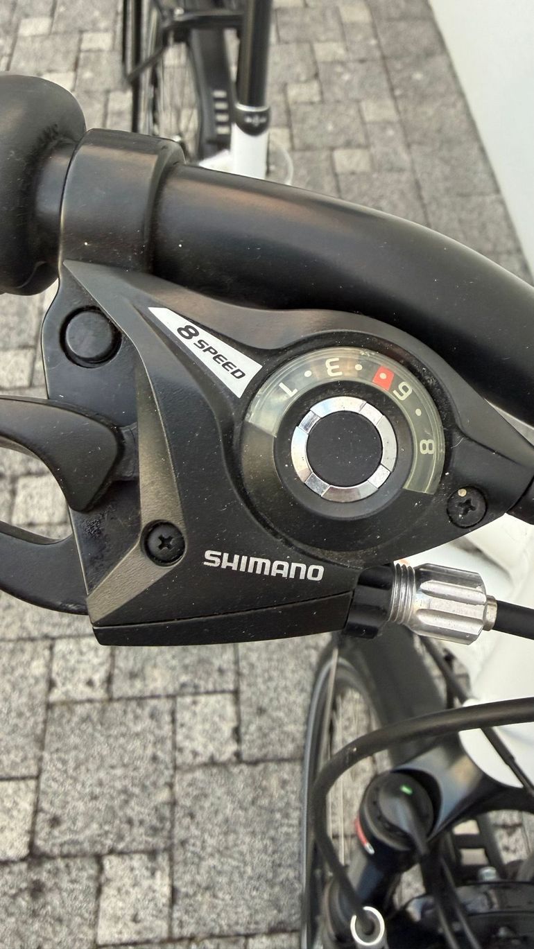 Used Campus Custom Urban, White — image 5 of 14